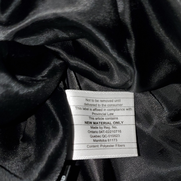 ❗️SOLD❗️Kenneth Cole New York Glossy Puffer Jacket - Picture 9 of 12